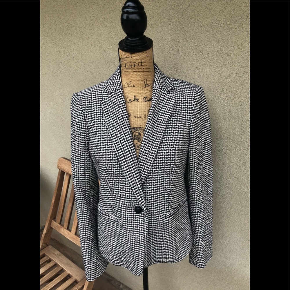 Ann Taylor Houndstooth One Button Blazer - Picture 2 of 9